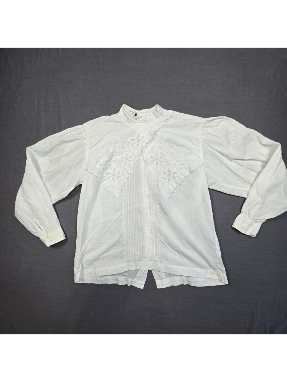 Vtg Monsoon Size 8 Med White Floral Embroidered Victorian Blouse 100% Cotton